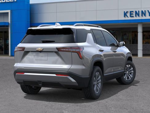 New 2026 Chevrolet Equinox LT w/ Convenience Package II FWD image 4