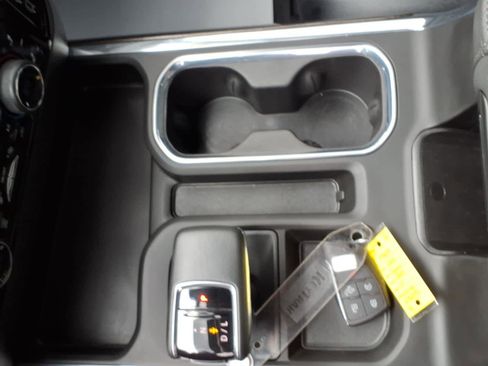 Used 2024 Chevrolet Silverado 1500 LT Trail Boss image 24