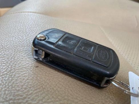 Used 2006 Land Rover LR3 image 42