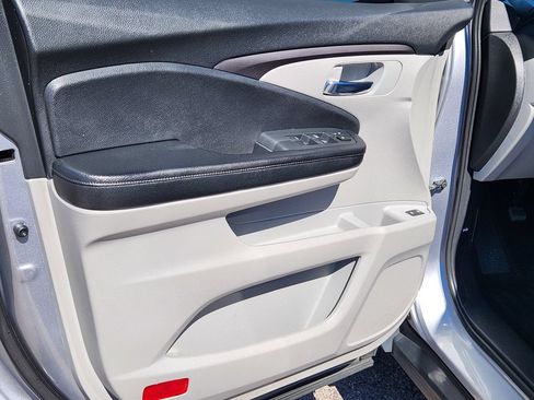 Used 2016 Honda Pilot EX-L image 19