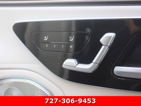 Certified 2023 Mercedes-Benz EQS 580 4MATIC Sedan image 21