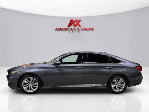 Used 2018 Honda Accord Touring image 4