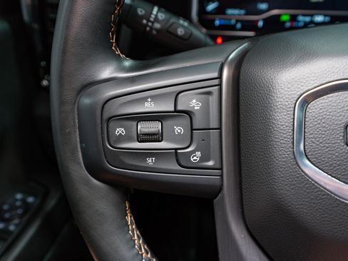 Used 2024 GMC Sierra 2500 AT4 w/ AT4 Premium Plus Package image 32