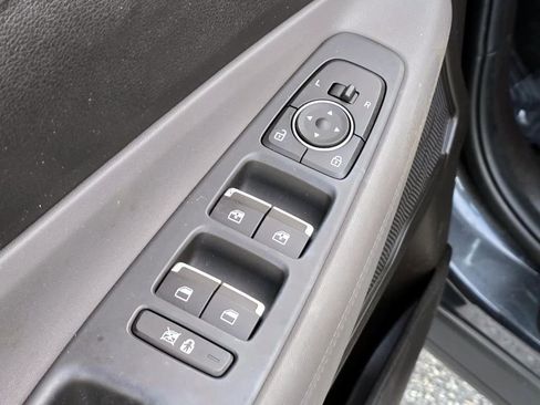 Used 2020 Hyundai Santa Fe SEL image 21