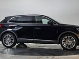 Used 2016 Lincoln MKX Reserve w/ Climate Package image 2