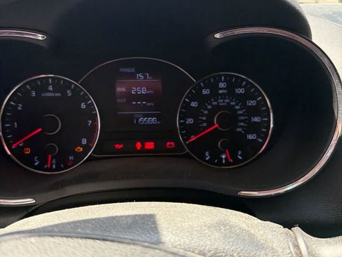 Used 2016 Kia Forte LX FWD image 5
