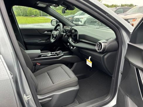 New 2027 Chevrolet Equinox LT AWD/4WD image 23