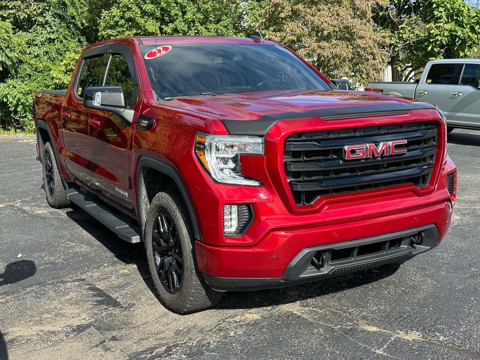 Used 2022 GMC Sierra 1500 Elevation w/ Driver Alert Package I AWD/4WD image 1