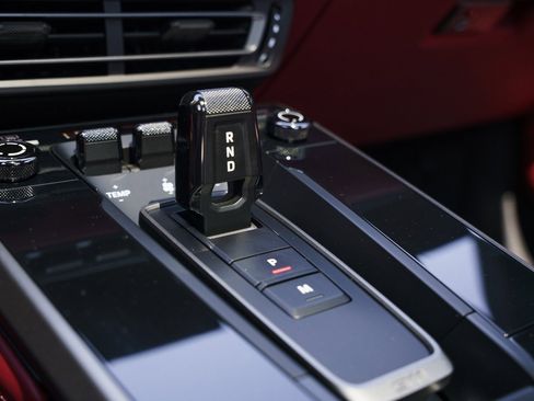 Used 2022 Porsche 911 Carrera 4S image 18