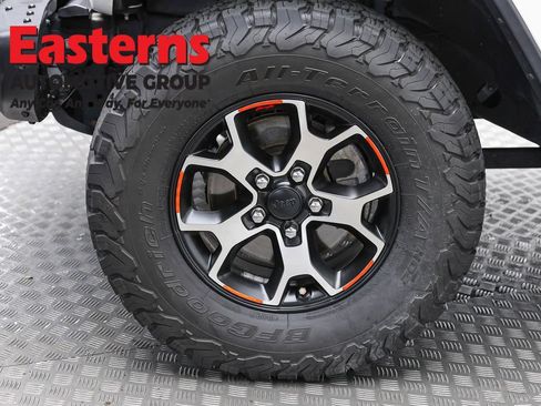 Used 2020 Jeep Wrangler Unlimited Rubicon AWD/4WD image 35
