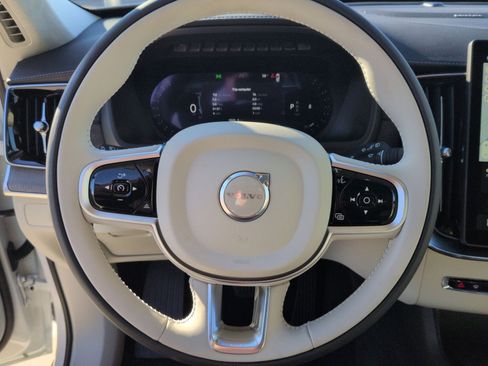 New 2026 Volvo XC90 B6 Ultra w/ Lounge Package image 16