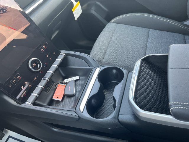 New 2027 GMC Terrain Elevation FWD image 19