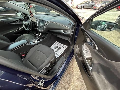 Used 2017 Chevrolet Malibu LS image 9