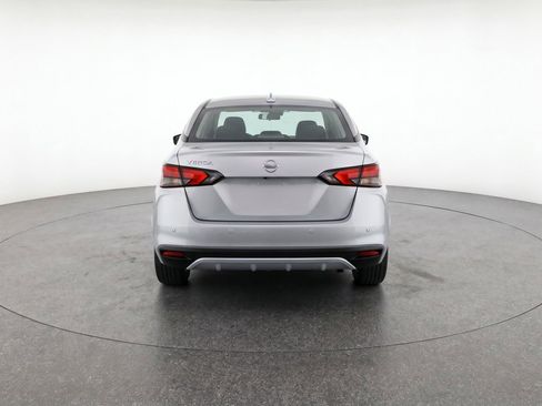 Used 2025 Nissan Versa SV FWD image 7