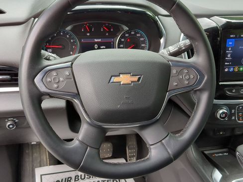 Used 2023 Chevrolet Traverse LT AWD/4WD image 13