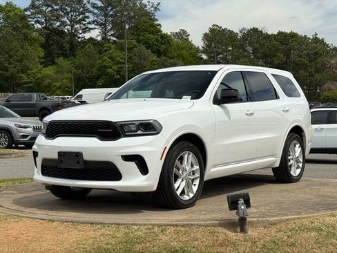 Used 2025 Dodge Durango GT image 3
