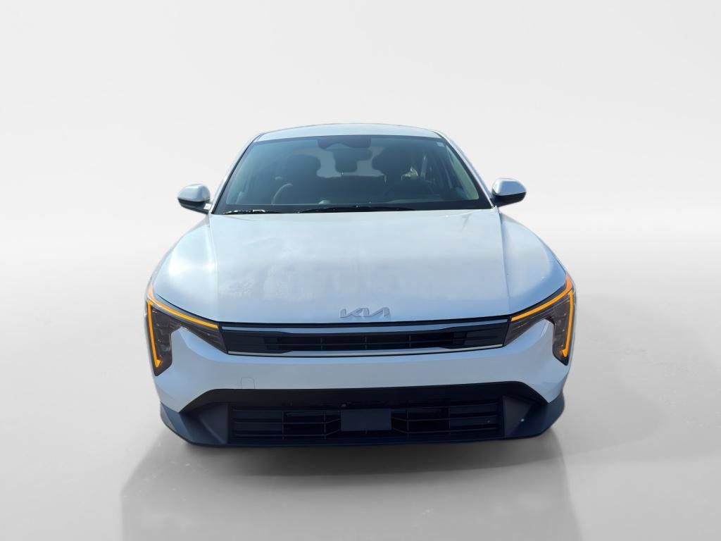 Used 2025 Kia K4 FWD image 8