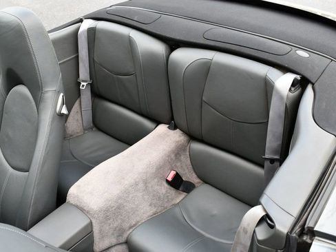 Used 2006 Porsche 911 Carrera 4S image 15