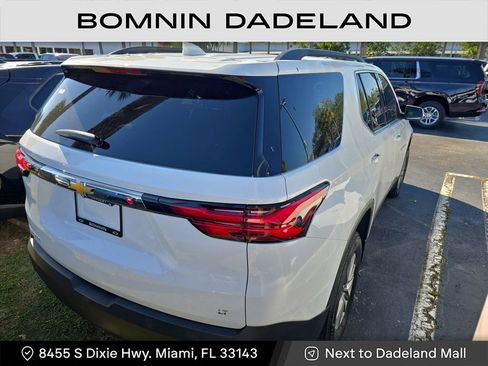 Used 2024 Chevrolet Traverse LT image 4