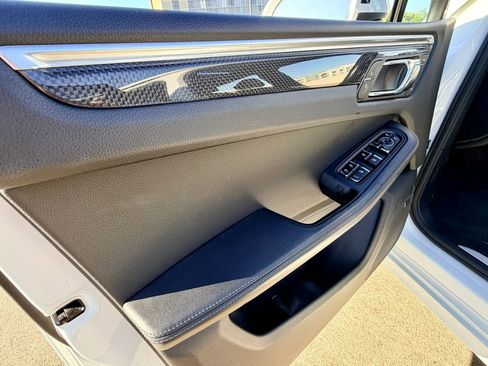 Used 2017 Porsche Macan GTS image 28