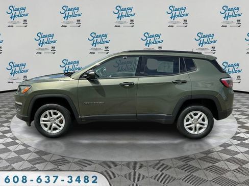 Used 2018 Jeep Compass Sport w/ Cold Weather Group AWD/4WD image 8