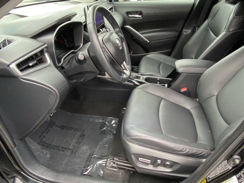 Certified 2024 Toyota Corolla Cross XLE w/ Convenience Package FWD image 27
