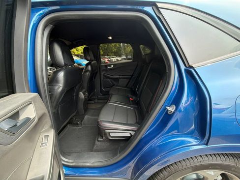 Used 2023 Ford Escape ST-Line w/ Tech Pack #1 AWD/4WD image 30
