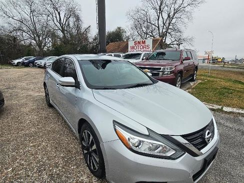 Used 2018 Nissan Altima 2.5 SL FWD image 33