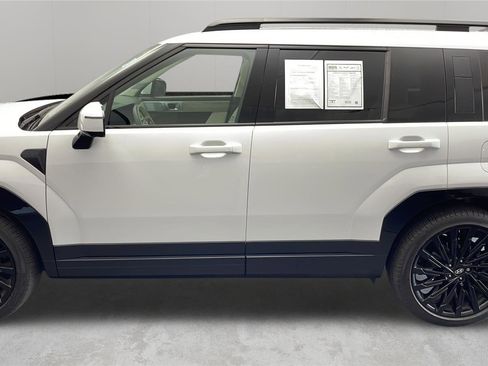 Used 2024 Hyundai Santa Fe Calligraphy AWD/4WD image 2