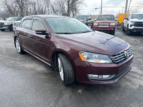 Used 2014 Volkswagen Passat TDI SEL Premium image 3