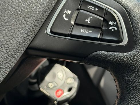 Used 2018 Ford Escape SEL FWD image 17