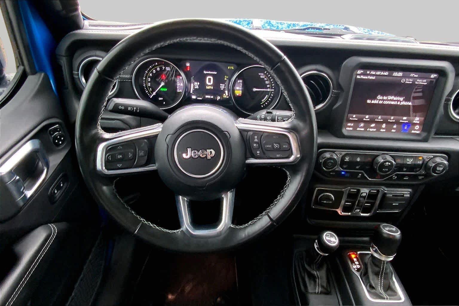 Used 2023 Jeep Wrangler Unlimited Sahara w/ Cold Weather Group AWD/4WD image 6