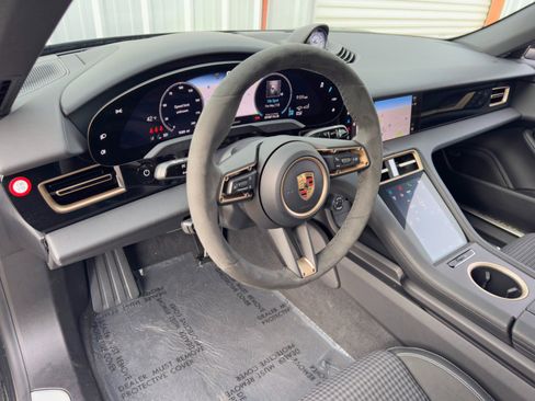 Used 2025 Porsche Taycan 4S w/ Premium Package image 14