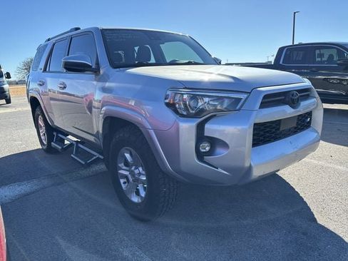 Used 2022 Toyota 4Runner SR5 image 7