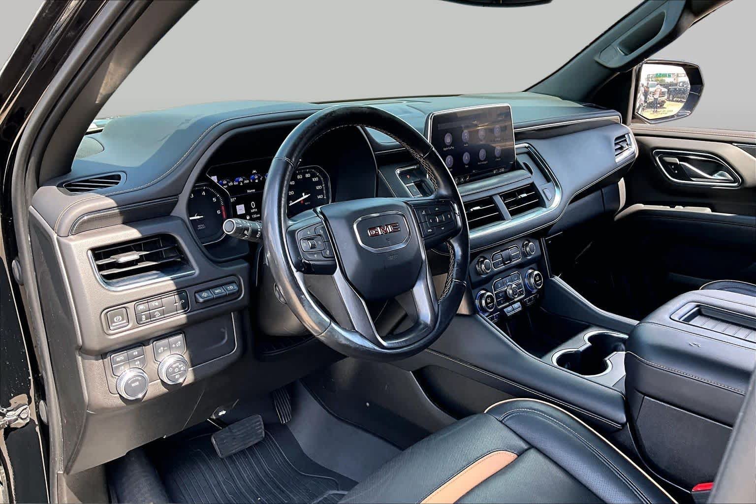Used 2021 GMC Yukon AT4 w/ AT4 Premium Package AWD/4WD image 18
