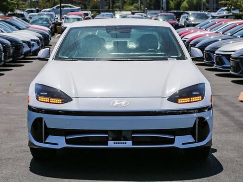 New 2025 Hyundai Ioniq 6 SEL image 3