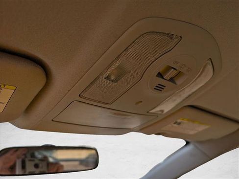 Used 2015 Toyota Prius Three image 13