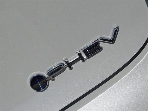 New 2026 Toyota Prius Plug-In Hybrid image 8