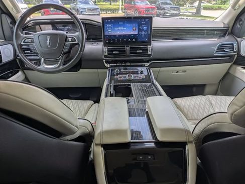 Certified 2022 Lincoln Navigator Black Label AWD/4WD image 26