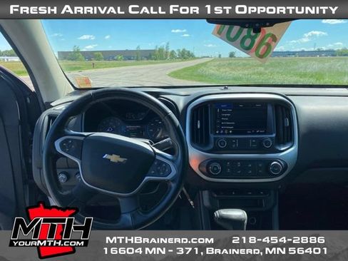 Used 2019 Chevrolet Colorado LT AWD/4WD image 12