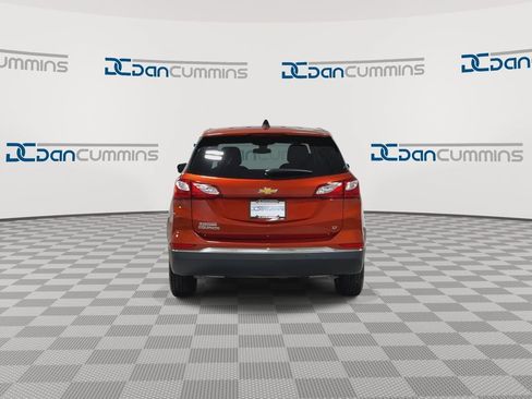 Used 2020 Chevrolet Equinox LT w/ Driver Convenience Package FWD image 7