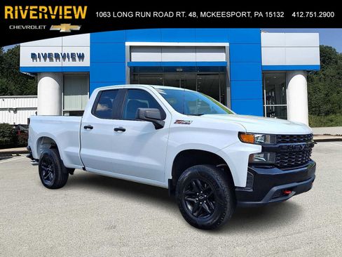 Used 2019 Chevrolet Silverado 1500 Custom Trail Boss w/ Custom Convenience Package AWD/4WD image 1