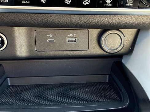 Used 2023 Nissan Rogue SL w/ SL Premium Package AWD/4WD image 31