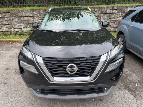 Used 2021 Nissan Rogue SL w/ Premium Package FWD image 2