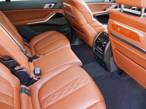 Used 2026 BMW X7 xDrive40i image 34