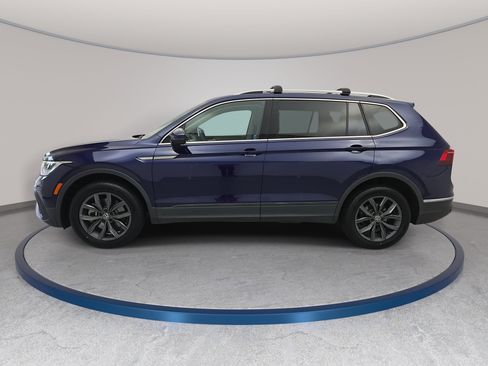Used 2022 Volkswagen Tiguan SE FWD image 8