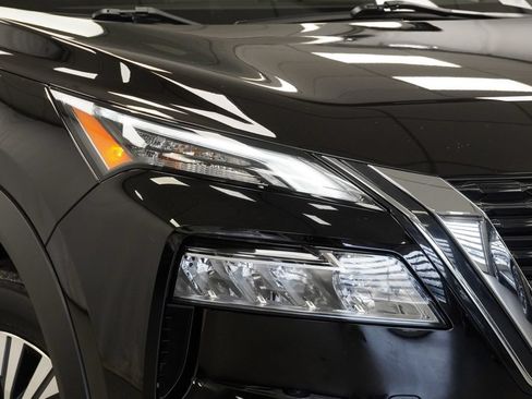 Used 2023 Nissan Rogue SV AWD/4WD image 33