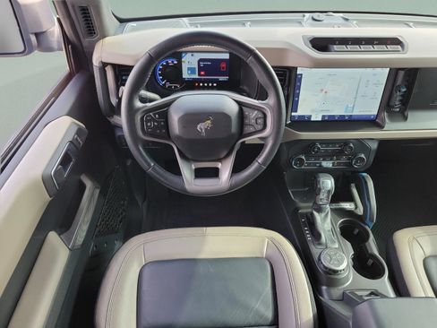 Certified 2022 Ford Bronco Wildtrak image 25