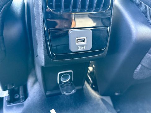 New 2025 Jeep Compass Limited w/ Sun & Sound Group image 34