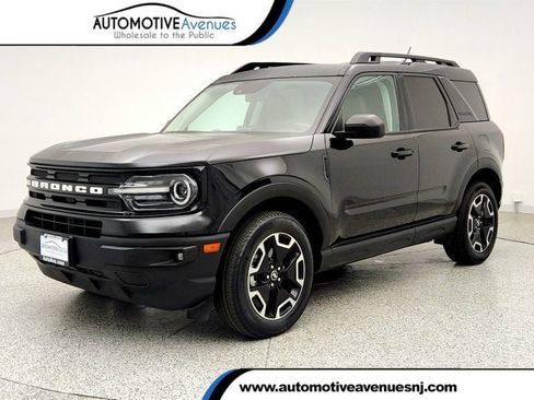 Used 2023 Ford Bronco Sport Outer Banks AWD/4WD image 1